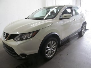 2018 Nissan Qashqai SV in Dartmouth, Nova Scotia - 2 - w320h240px