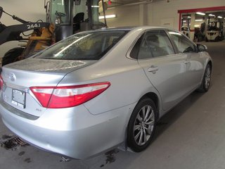 2015 Toyota Camry XLE in Dartmouth, Nova Scotia - 4 - w320h240px