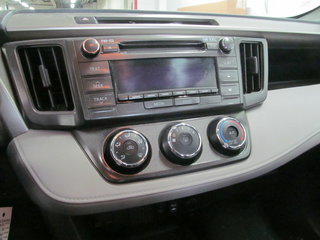2013 Toyota RAV4 LE in Dartmouth, Nova Scotia - 6 - w320h240px