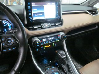 2019 Toyota RAV4 Hybrid Limited in Dartmouth, Nova Scotia - 6 - w320h240px
