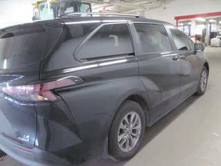 2024 Toyota Sienna LE AWD Hybrid 8 Passenger in Dartmouth, Nova Scotia - 4 - w320h240px