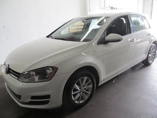 2016 Volkswagen Golf Comfortline in Dartmouth, Nova Scotia - 2 - w320h240px