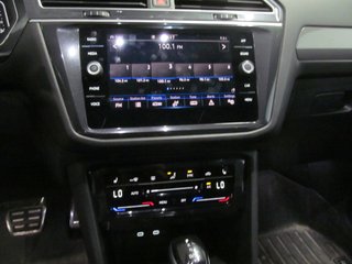 2023 Volkswagen Tiguan Comfortline R-Line Black Edition in Dartmouth, Nova Scotia - 6 - w320h240px