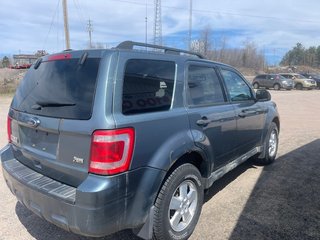 2012 Ford Escape XLT in North Bay, Ontario - 4 - w320h240px