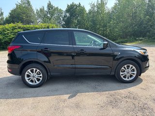 Ford Escape SE 2019 à North Bay, Ontario - 6 - w320h240px