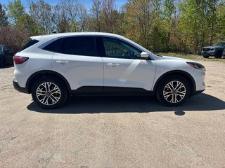 2022 Ford Escape SEL in North Bay, Ontario - 6 - w320h240px