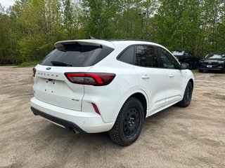 Ford Escape ST-Line 2023 à North Bay, Ontario - 5 - w320h240px
