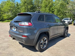 2019 Jeep Cherokee Trailhawk in North Bay, Ontario - 5 - w320h240px