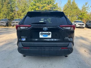 2020 Toyota RAV4 Hybrid XLE in North Bay, Ontario - 4 - w320h240px