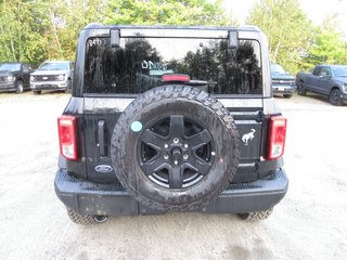 2024 Ford Bronco Black Diamond in North Bay, Ontario - 4 - w320h240px