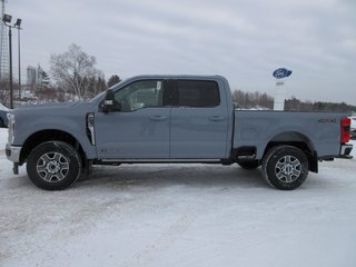 Ford Super Duty F-250 SRW LARIAT 2025 à North Bay, Ontario - 2 - w320h240px