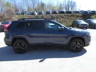2022 Jeep Cherokee Altitude in North Bay, Ontario - 6 - w320h240px