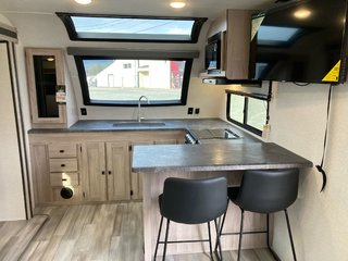 2024 Coachmen Northern Spirit 2565FK in Terrace, British Columbia - 6 - w320h240px