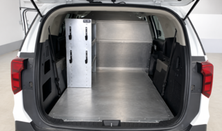 2025 Kia CARNIVAL LX