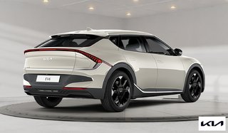 2025 Kia EV6 Land AWD w/ Premium Pkg