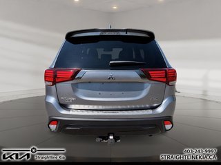 2020 Mitsubishi OUTLANDER SE