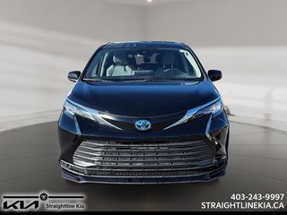 2021 Toyota SIENNA LE