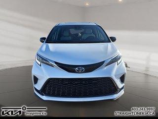 2022 Toyota SIENNA XSE Hybrid