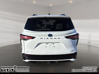2022 Toyota SIENNA XSE Hybrid