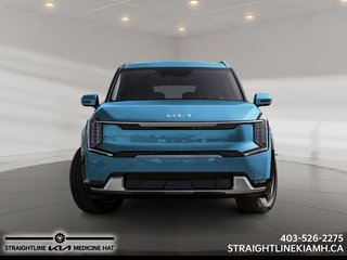 2026 Kia EV9 Land AWD w/ Premium Package