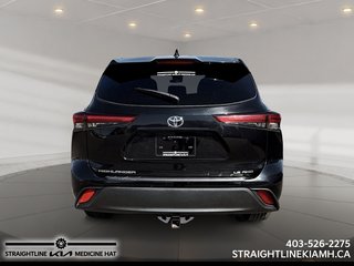2020 Toyota Highlander LE