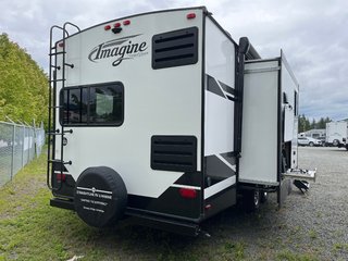 2022 Grand Design Imagine 2670MK in Terrace, British Columbia - 3 - w320h240px