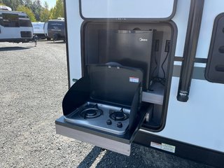 2021 Coachmen Northern Spirit DLX SBT2145RBX in Terrace, British Columbia - 5 - w320h240px