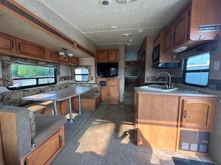 2011 Forest River PUMA M-253FBS in Terrace, British Columbia - 6 - w320h240px