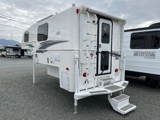 2023 NORTHERN LITE EXLE 8-11 Dry Bath in Terrace, British Columbia - 2 - w320h240px