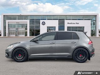 2018 Volkswagen Golf R BASE