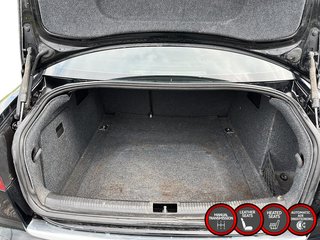 2007 Audi A4 2.0T 6sp man qtro Sdn in Stratford, Ontario - 6 - w320h240px
