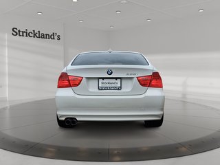 2010 BMW 328i Sedan in Stratford, Ontario - 3 - w320h240px