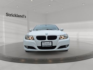 2010 BMW 328i Sedan in Stratford, Ontario - 2 - w320h240px