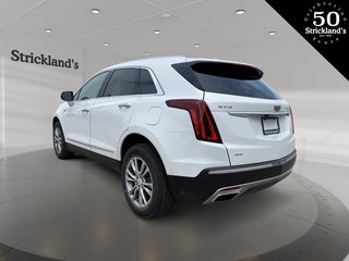 2022  XT5 Premium Luxury AWD in Stratford, Ontario - 4 - w320h240px