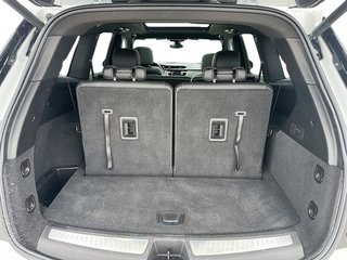 2023 Cadillac XT6 Luxury AWD in Stratford, Ontario - 6 - w320h240px