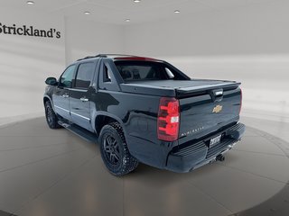 2013 Chevrolet Black Diamond Avalanche LTZ 4WD 1SF in Stratford, Ontario - 4 - w320h240px