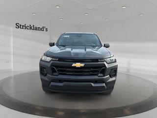 2023 Chevrolet Colorado Crew 4x4 WT Short Box in Stratford, Ontario - 2 - w320h240px