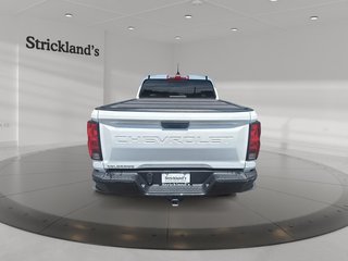 2023 Chevrolet Colorado Crew 4x4 WT Short Box in Stratford, Ontario - 3 - w320h240px