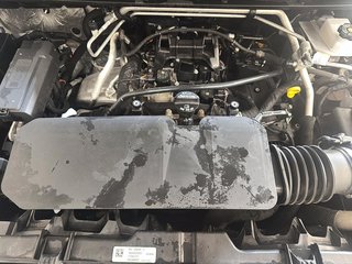 2023 Chevrolet Colorado Crew 4x4 WT Short Box in Stratford, Ontario - 6 - w320h240px