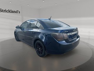 2011 Chevrolet Cruze LS Sedan in Stratford, Ontario - 4 - w320h240px
