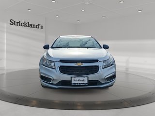 2015 Chevrolet Cruze LS in Stratford, Ontario - 2 - w320h240px