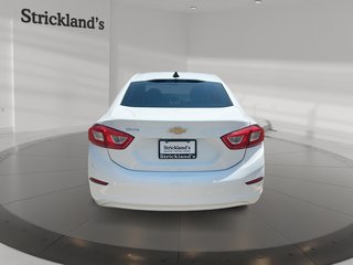 2017 Chevrolet Cruze LT - 6MT in Stratford, Ontario - 3 - w320h240px