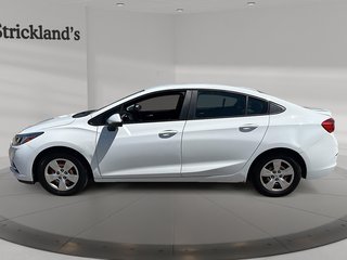 2017 Chevrolet Cruze LS - 6AT in Stratford, Ontario - 5 - w320h240px
