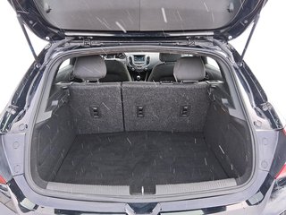 2017 Chevrolet Cruze LT - 6MT in Stratford, Ontario - 6 - w320h240px