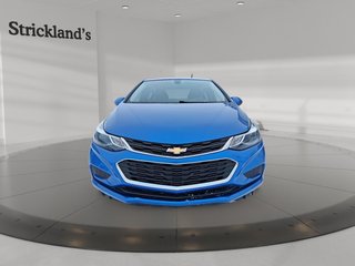 2017 Chevrolet Cruze LT - 6AT in Stratford, Ontario - 2 - w320h240px