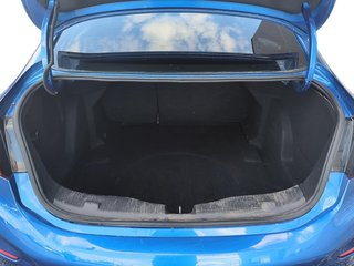 2018 Chevrolet Cruze LT - 6AT in Stratford, Ontario - 6 - w320h240px