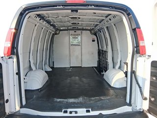 2025 Chevrolet Express Cargo Van 2500 Regular Wheelbase Rear-Wheel Drive in Stratford, Ontario - 6 - w320h240px