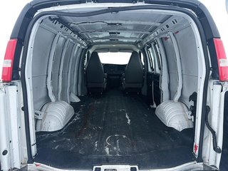 2020 Chevrolet Express Cargo 2500 135 Wheelbase in Stratford, Ontario - 6 - w320h240px