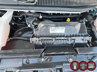 2022 Chevrolet Express Cargo 2500 155 WB 2WD in Stratford, Ontario - 6 - w320h240px