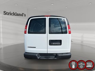 2022 Chevrolet Express Cargo 2500 155 WB 2WD in Stratford, Ontario - 3 - w320h240px